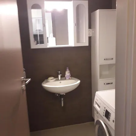 Apartment Napsugar Ezuestpart Siofok